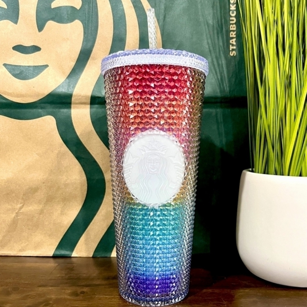 STARBUCKS 2020 Studded 24oz Venti Tumbler - Picture 4 of 6